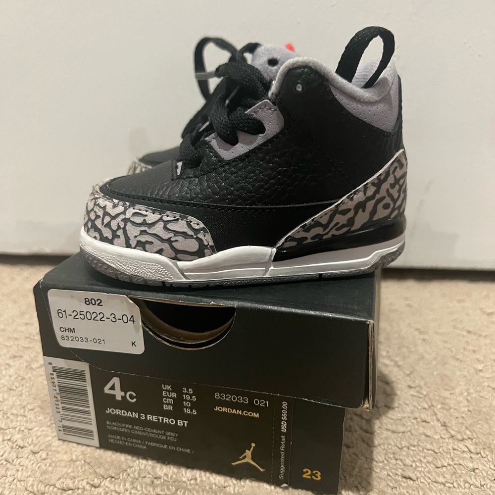 Toddler Black cement 3s